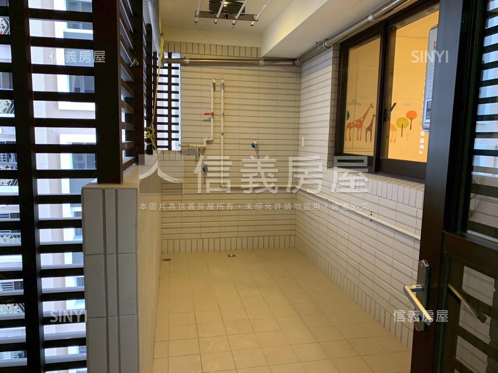 美術館仰森山景房屋室內格局與周邊環境