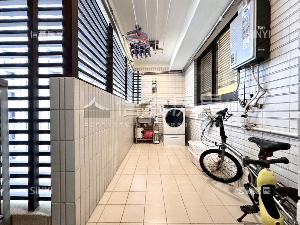 美術館仰森山景房屋室內格局與周邊環境