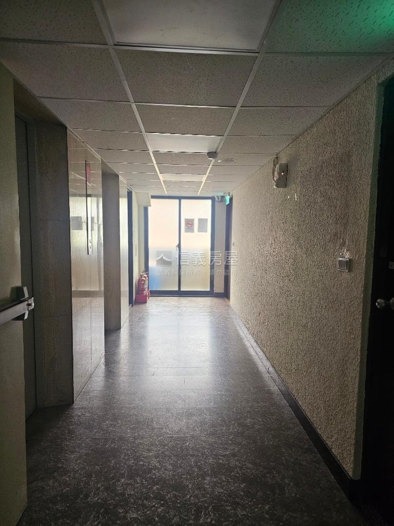 新光三越捷運中山美辦房屋室內格局與周邊環境