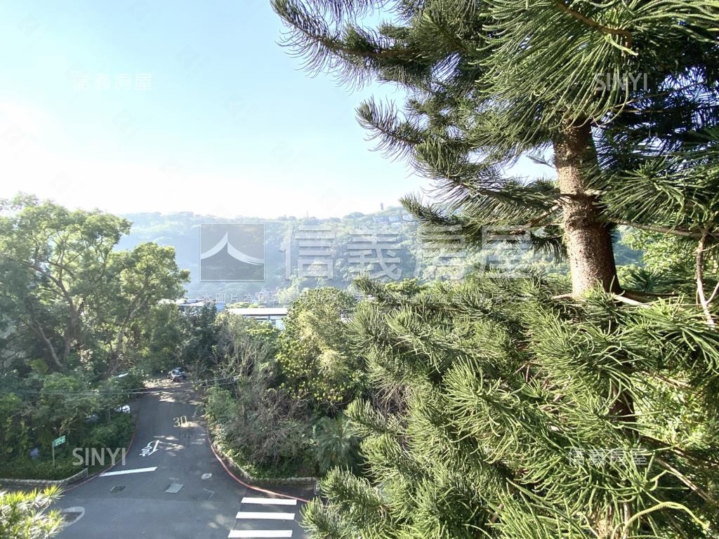 中社路一段山景愜意屋房屋室內格局與周邊環境