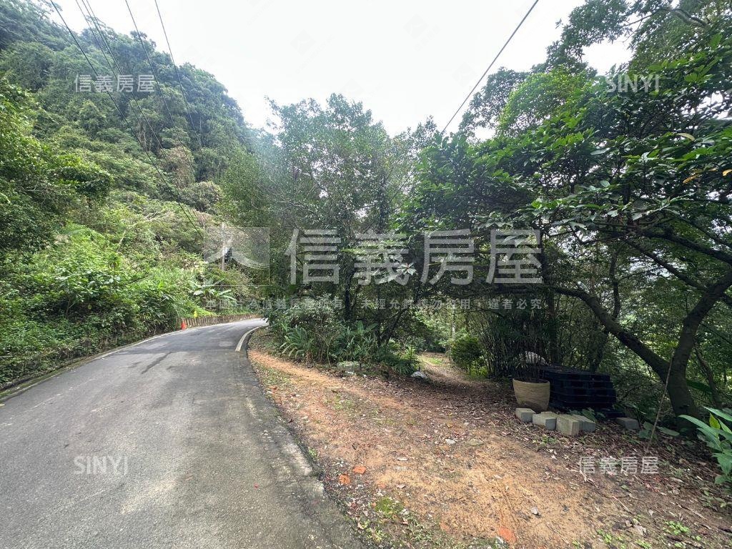 基隆七堵萬坪土地房屋室內格局與周邊環境