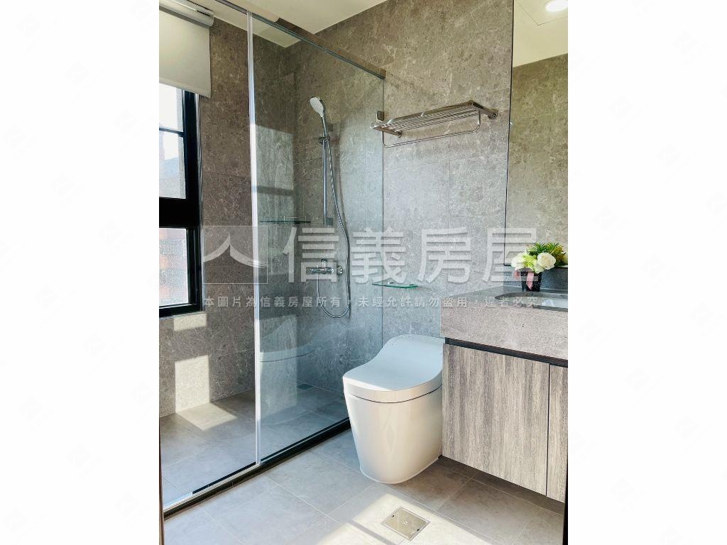 保泰一品高樓裝潢三房平車房屋室內格局與周邊環境