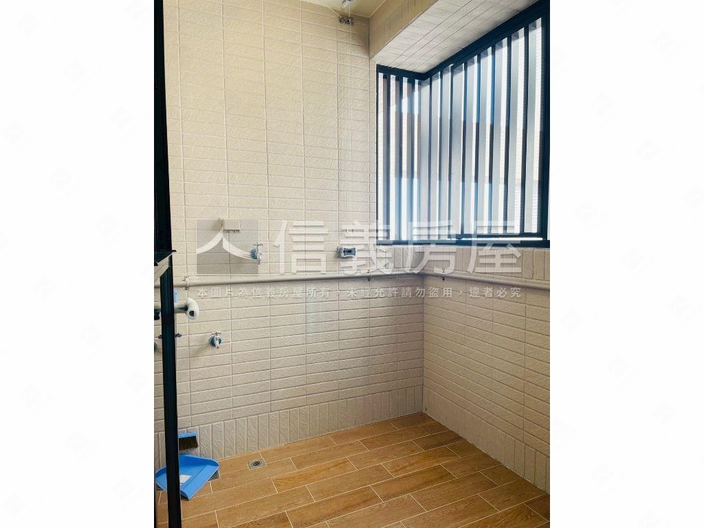 保泰一品高樓裝潢三房平車房屋室內格局與周邊環境