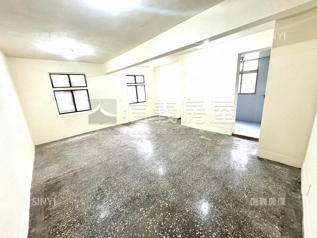 自強街低總價稀有邊間美寓房屋室內格局與周邊環境