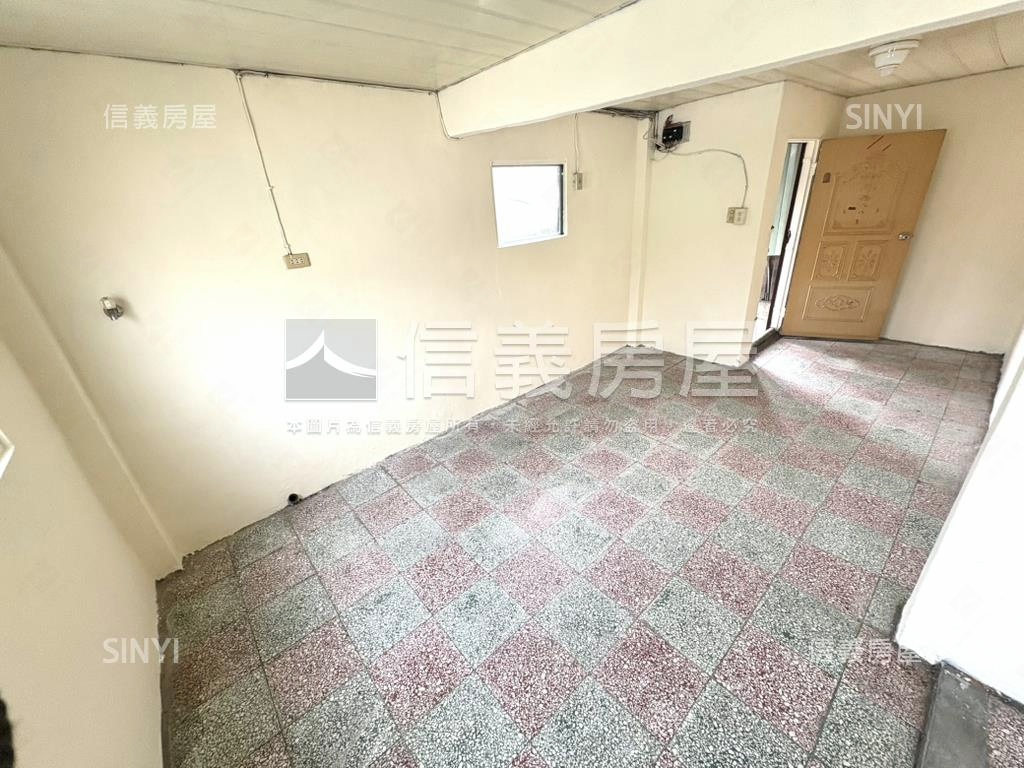 自強街低總價稀有邊間美寓房屋室內格局與周邊環境