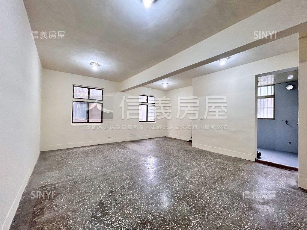 自強街低總價稀有邊間美寓房屋室內格局與周邊環境