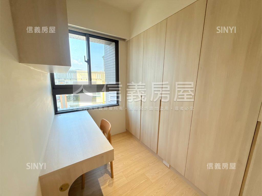 新業建設美裝潢大兩房房屋室內格局與周邊環境