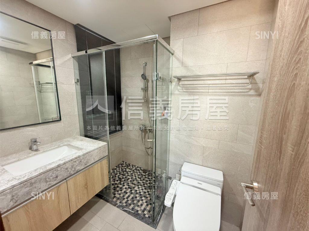 新業建設美裝潢大兩房房屋室內格局與周邊環境