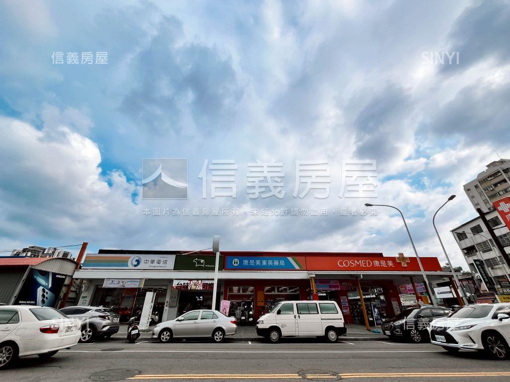 新業自由居一卡皮箱入住房屋室內格局與周邊環境