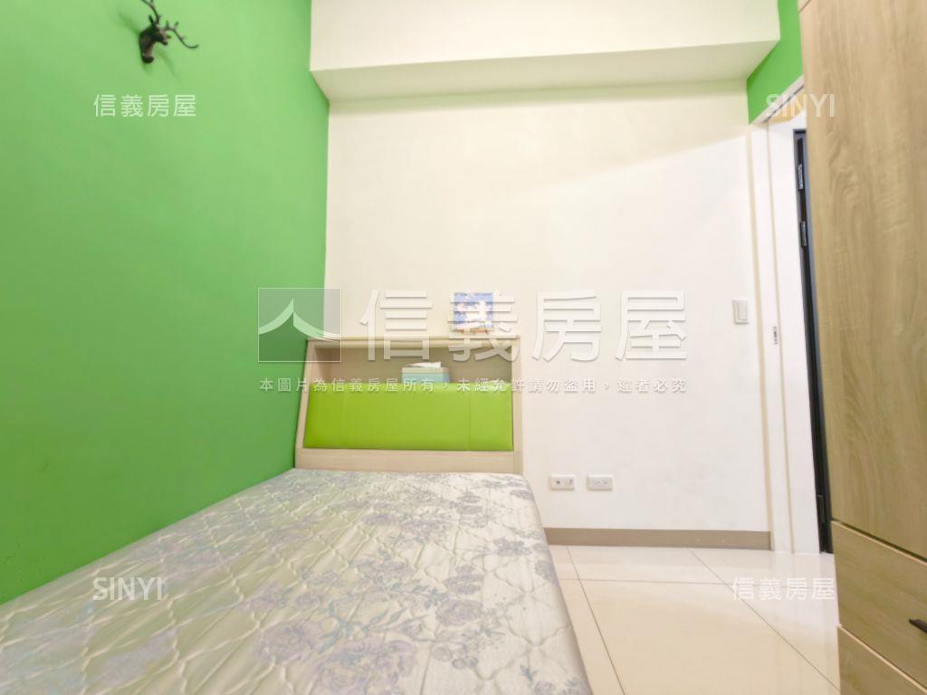 鳳翔新世代質感３房平車房屋室內格局與周邊環境