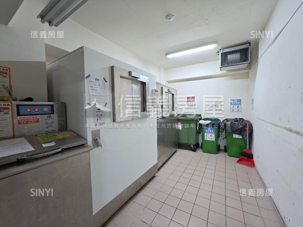 鳳翔新世代質感３房平車房屋室內格局與周邊環境