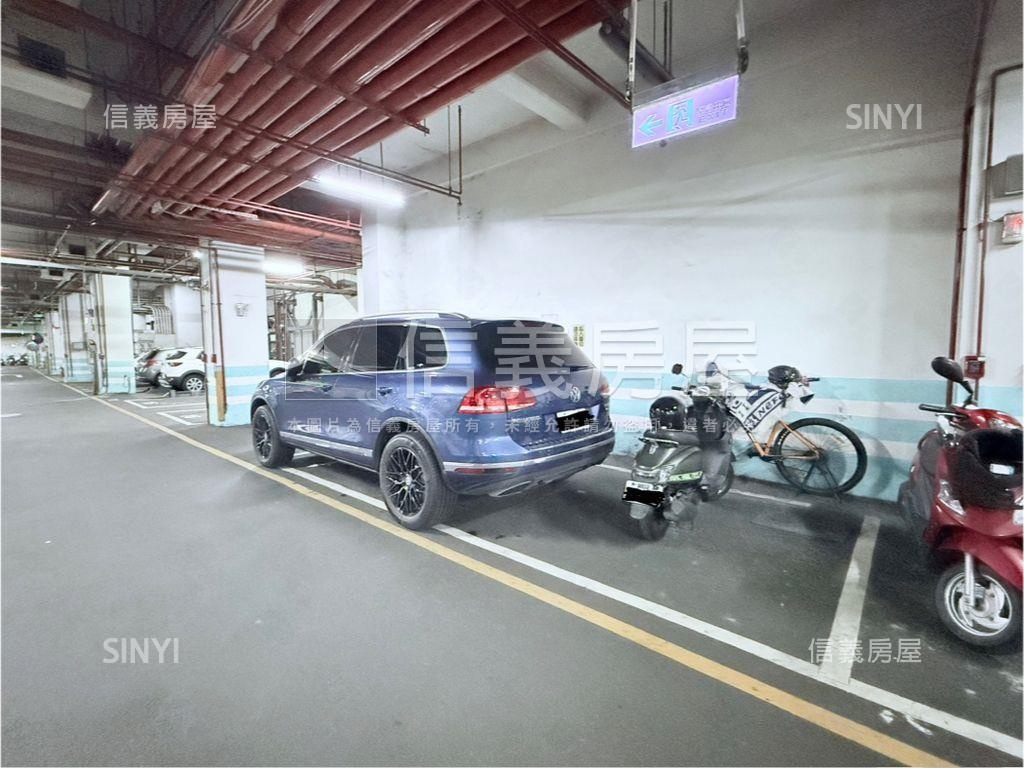 熊貓大觀園四房附平面車位房屋室內格局與周邊環境