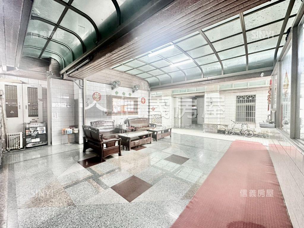 【推薦】巨蛋採光佳美三房房屋室內格局與周邊環境