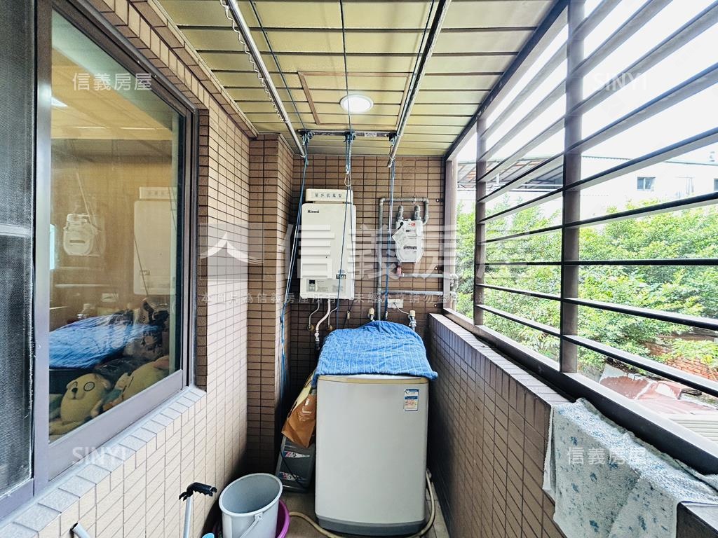 中山二路三房車位房屋室內格局與周邊環境