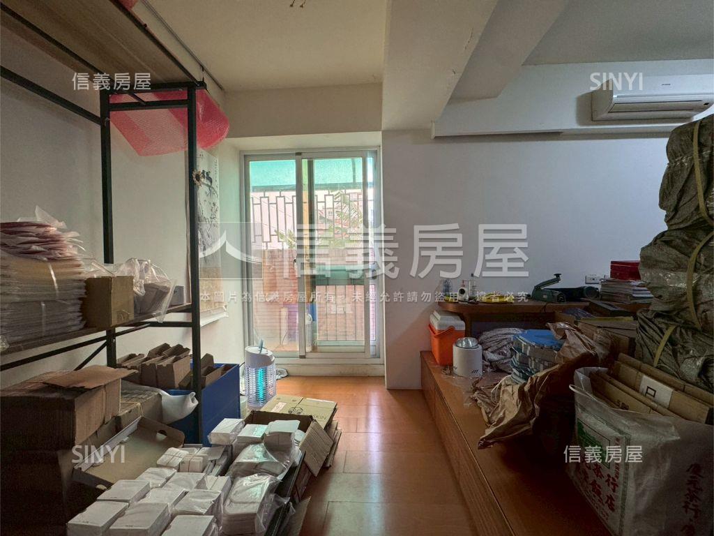 近慈濟低樓層兩房車位房屋室內格局與周邊環境
