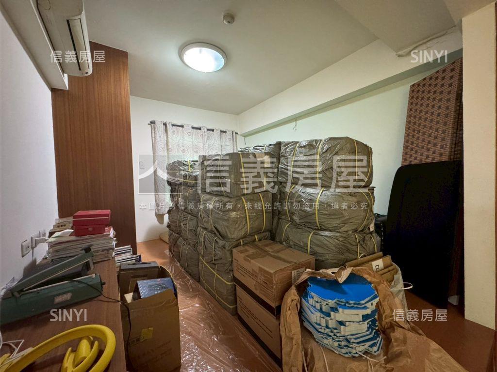 近慈濟低樓層兩房車位房屋室內格局與周邊環境