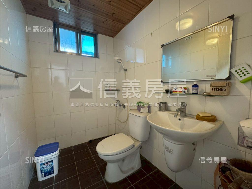 近慈濟低樓層兩房車位房屋室內格局與周邊環境
