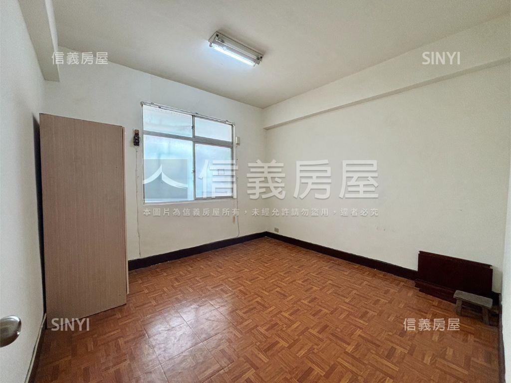 小碧潭潛力大四房房屋室內格局與周邊環境