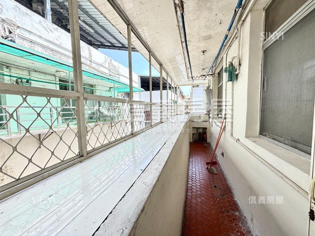 小碧潭潛力大四房房屋室內格局與周邊環境