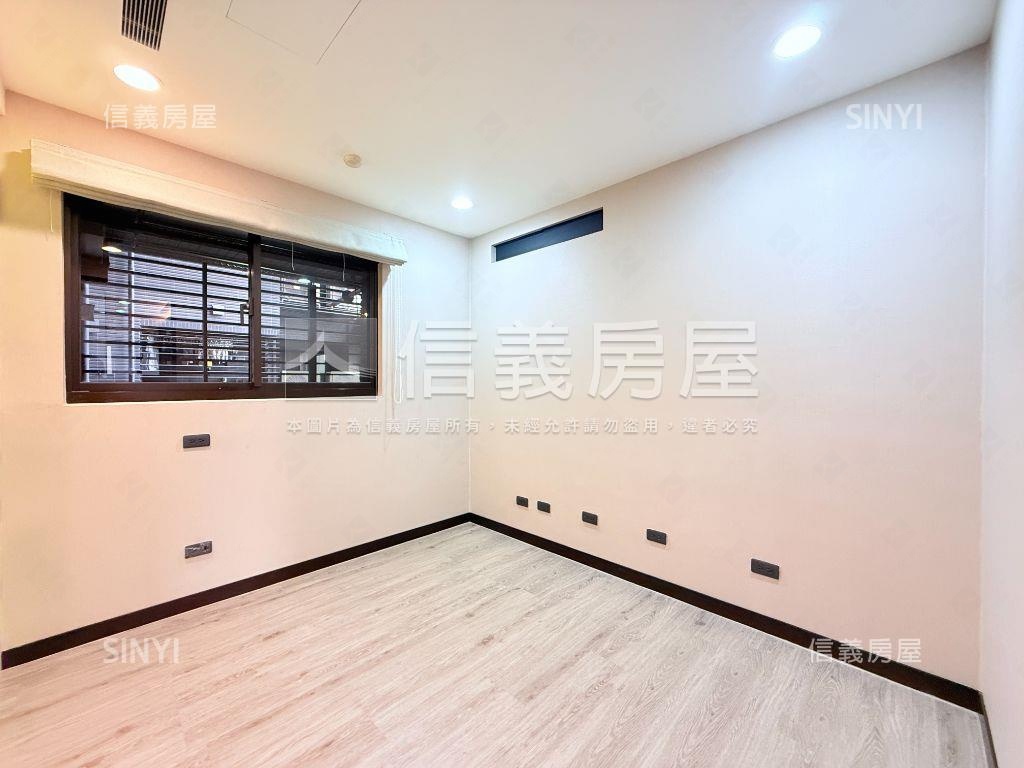 國泰莊園四房車位房屋室內格局與周邊環境