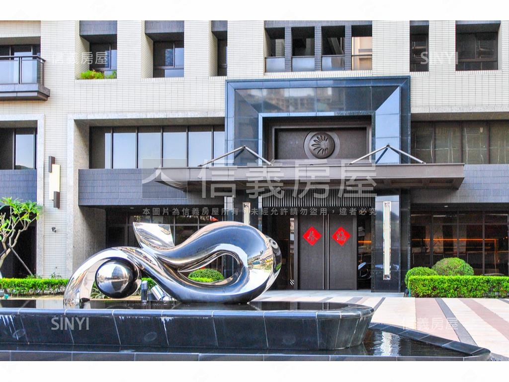 國泰莊園四房車位房屋室內格局與周邊環境