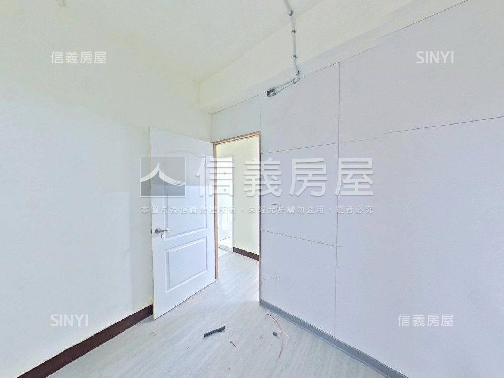 景安黃金文武店面房屋室內格局與周邊環境