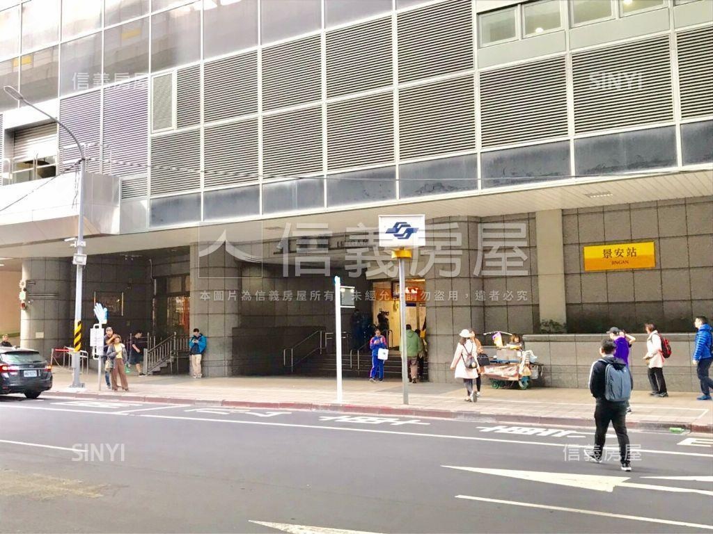 景安黃金文武店面房屋室內格局與周邊環境