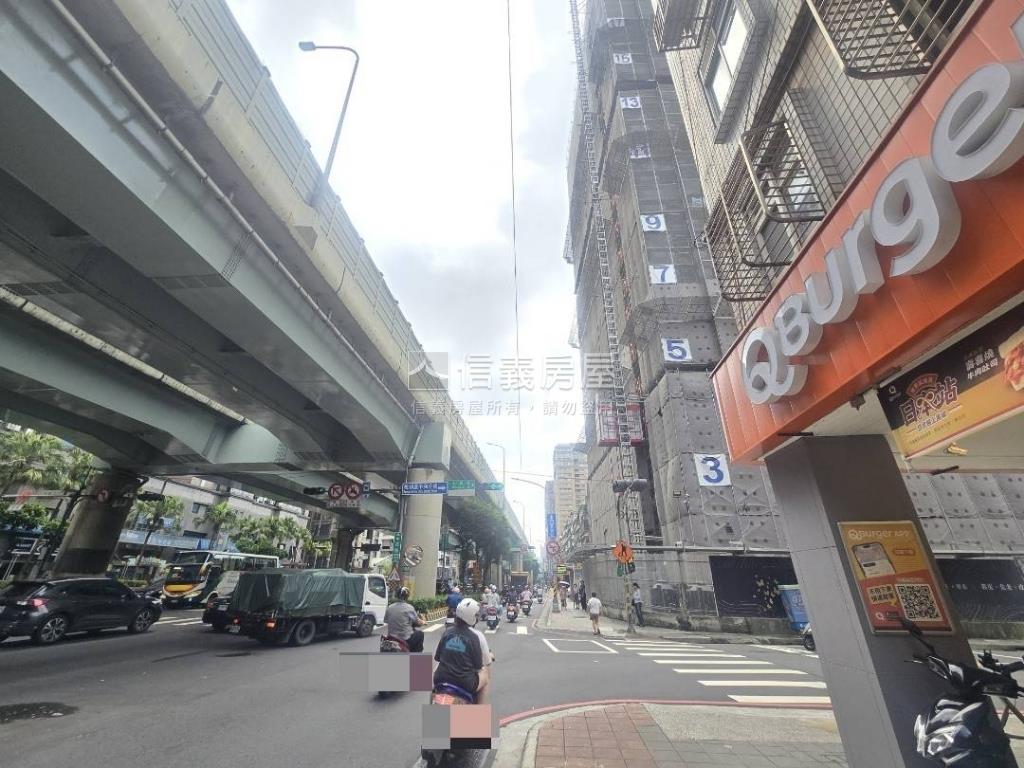 景安黃金文武店面房屋室內格局與周邊環境