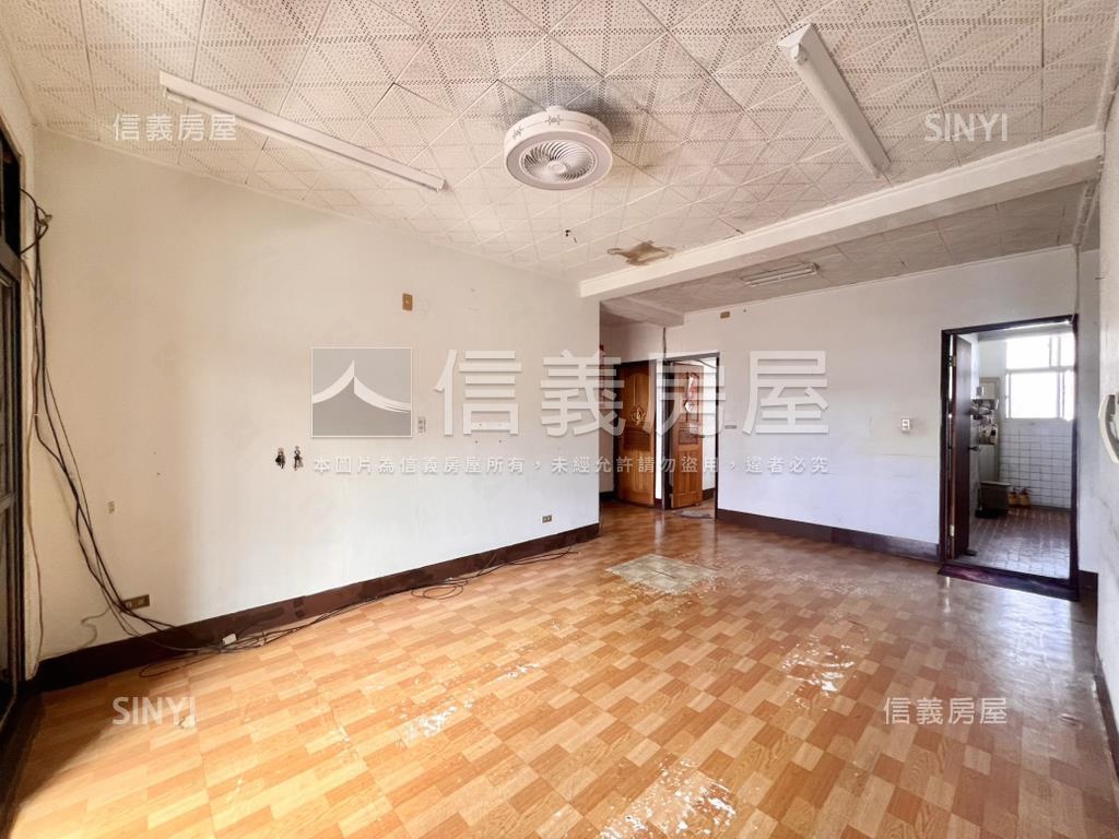 大陳旁ＲＣ頂加景觀美寓房屋室內格局與周邊環境