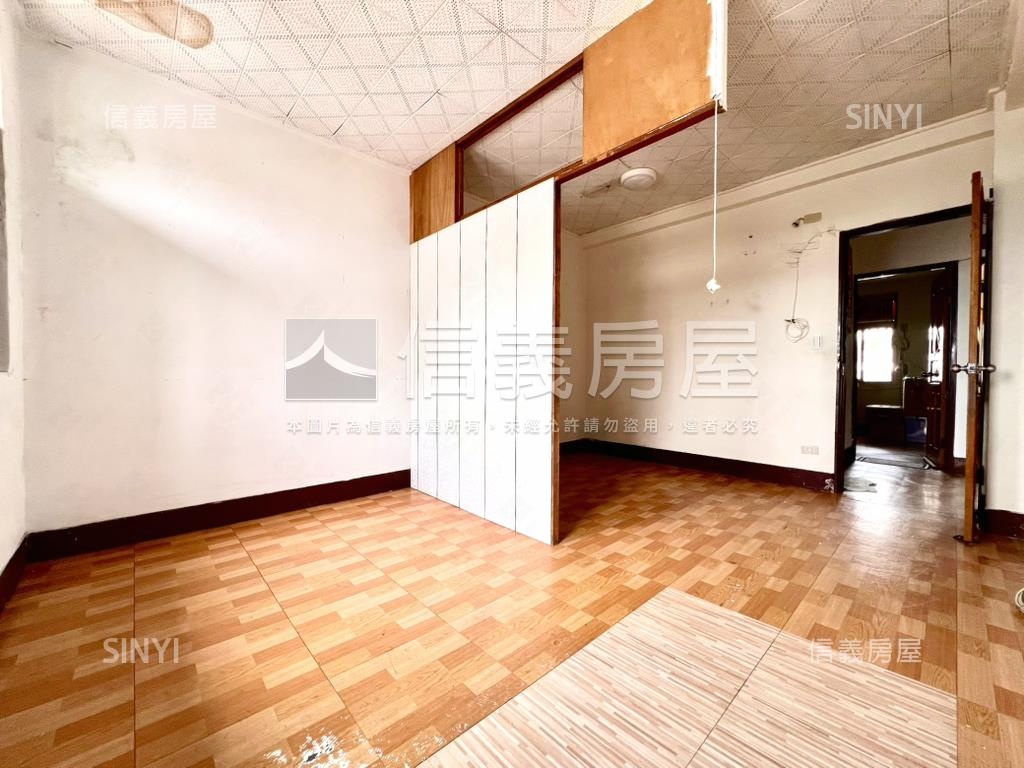 大陳旁ＲＣ頂加景觀美寓房屋室內格局與周邊環境