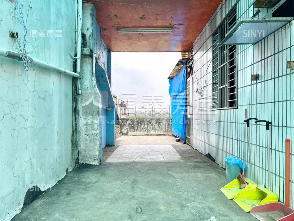 大陳旁ＲＣ頂加景觀美寓房屋室內格局與周邊環境