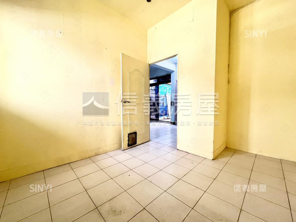 大陳旁ＲＣ頂加景觀美寓房屋室內格局與周邊環境