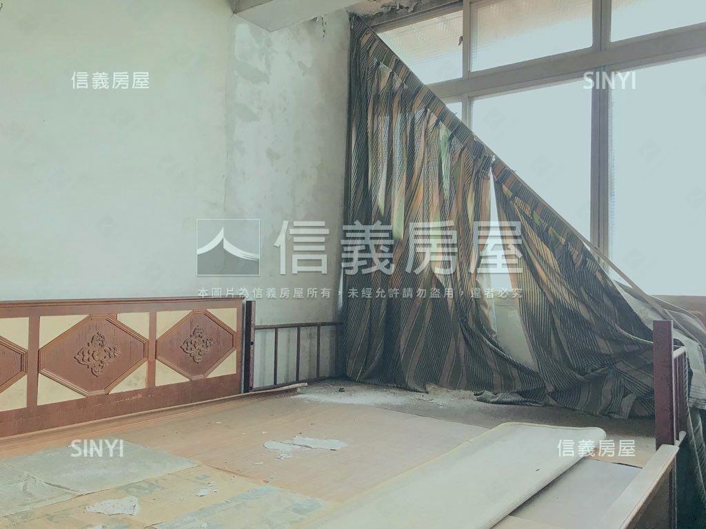 新莊路三面採光邊間房屋室內格局與周邊環境