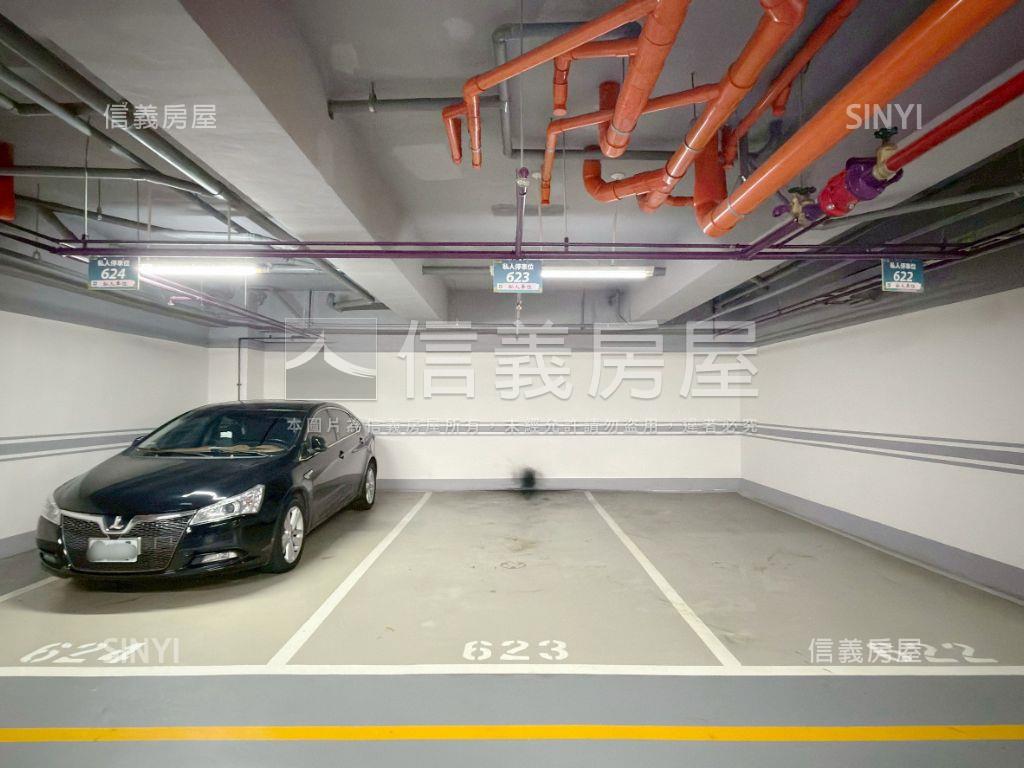 超級花園稀有Ｂ１車位房屋室內格局與周邊環境