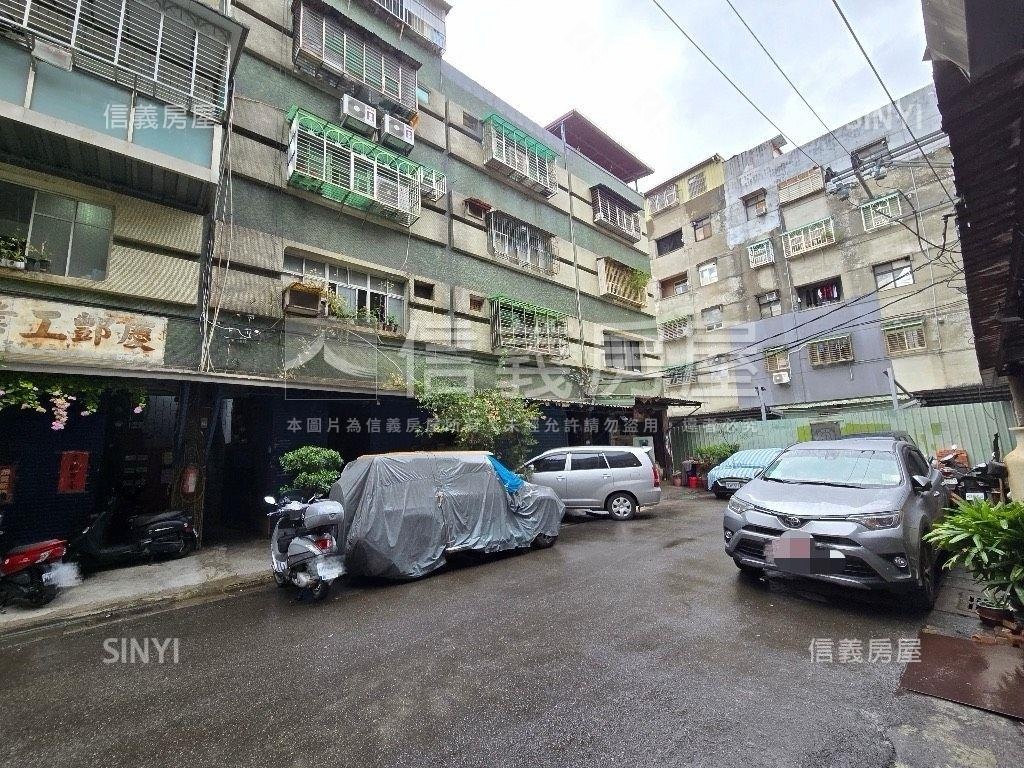 新接稀有徐匯捷運三樓房屋室內格局與周邊環境