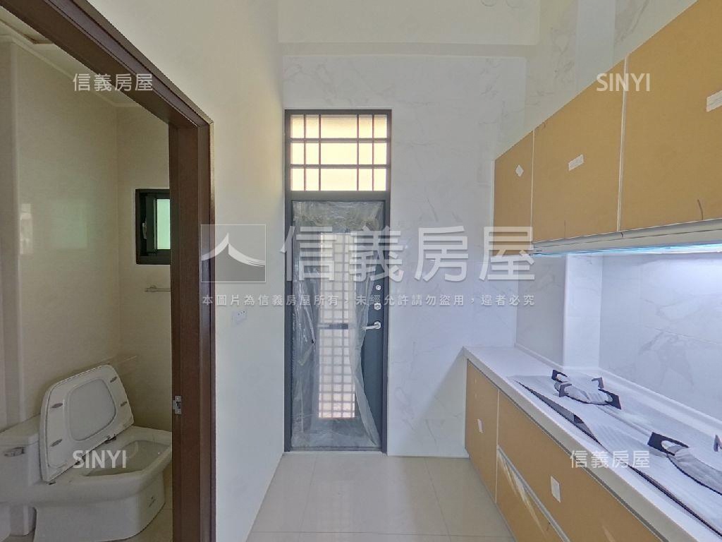 近新庄國小全新別墅房屋室內格局與周邊環境