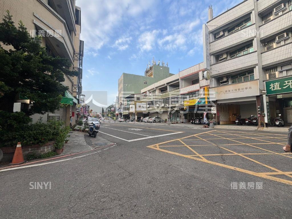 近新庄國小全新別墅房屋室內格局與周邊環境