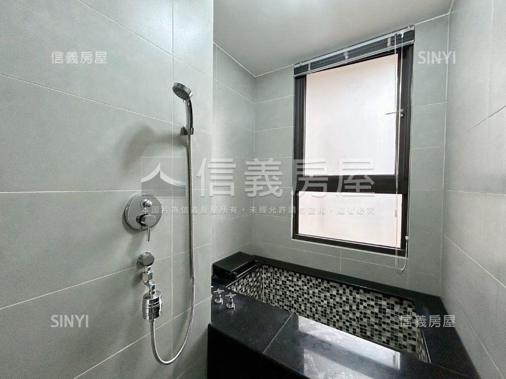 首購族愛凡斯關埔兩房車位房屋室內格局與周邊環境