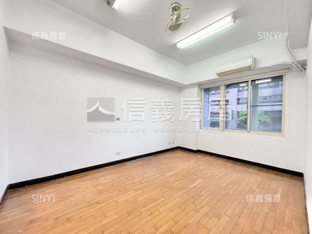 台北新視窗三房車位房屋室內格局與周邊環境