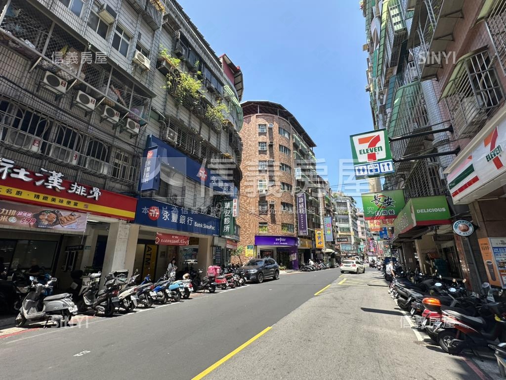 都更潛力佳。長安豪邸雙戶房屋室內格局與周邊環境