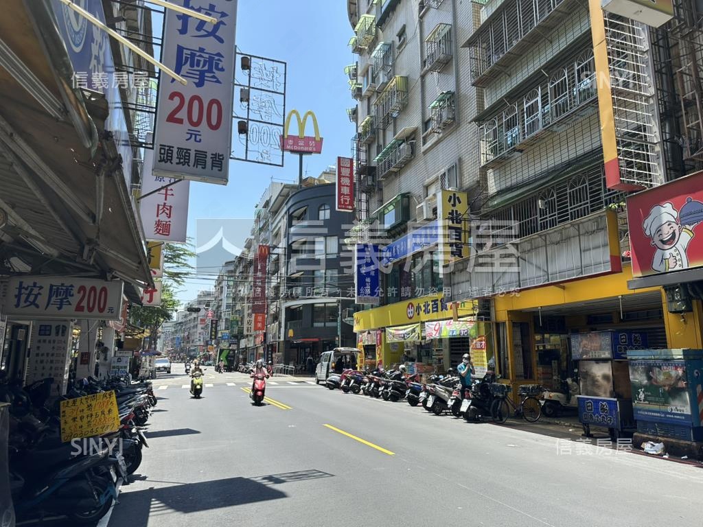 都更潛力佳。長安豪邸雙戶房屋室內格局與周邊環境