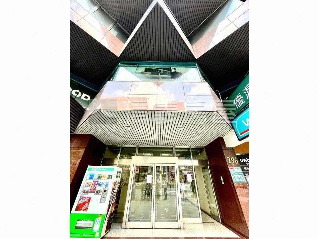 黑松信義安和捷運高樓辦公房屋室內格局與周邊環境