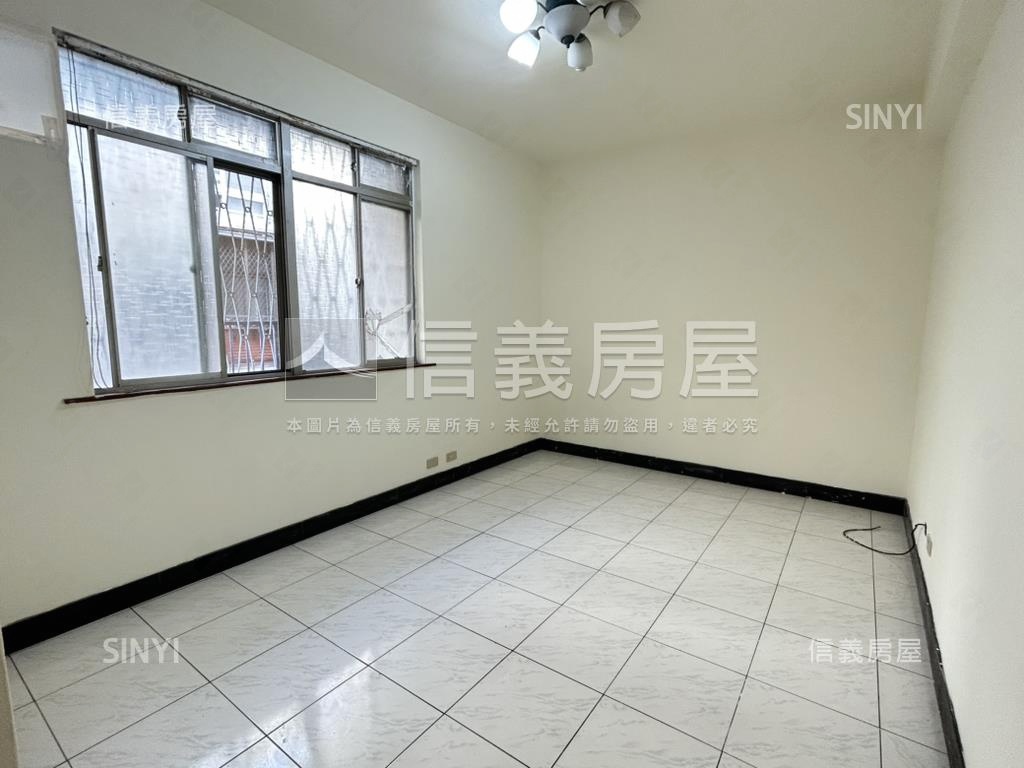 敦小介壽學區面寬採光二樓房屋室內格局與周邊環境