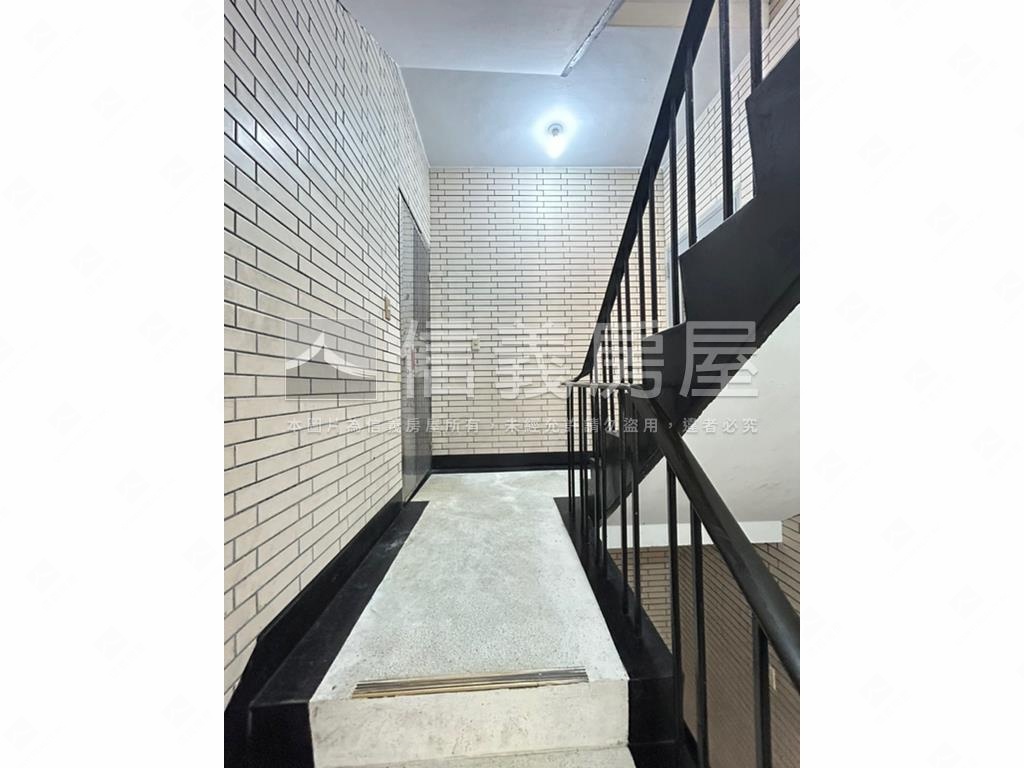 敦小介壽學區面寬採光二樓房屋室內格局與周邊環境