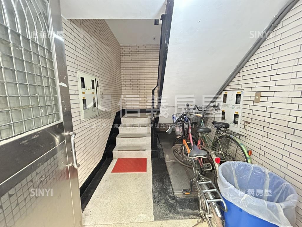 敦小介壽學區面寬採光二樓房屋室內格局與周邊環境