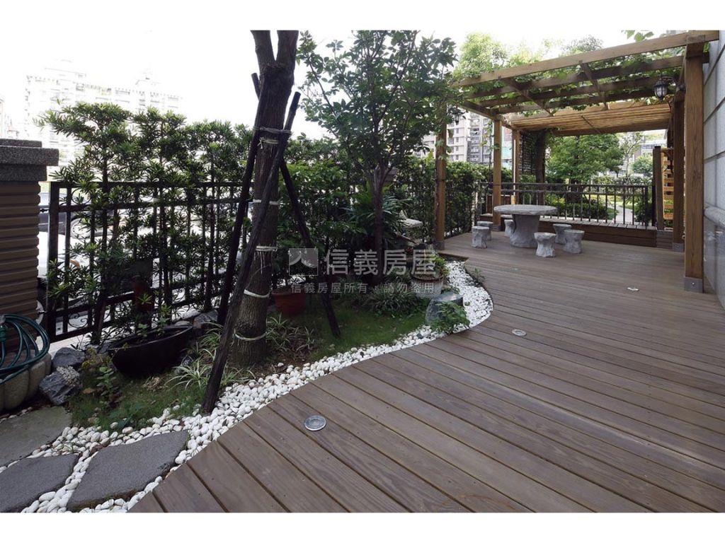 層峰御邸・百坪豪墅房屋室內格局與周邊環境
