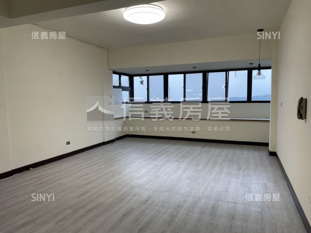 士林區中央社區３樓房屋室內格局與周邊環境