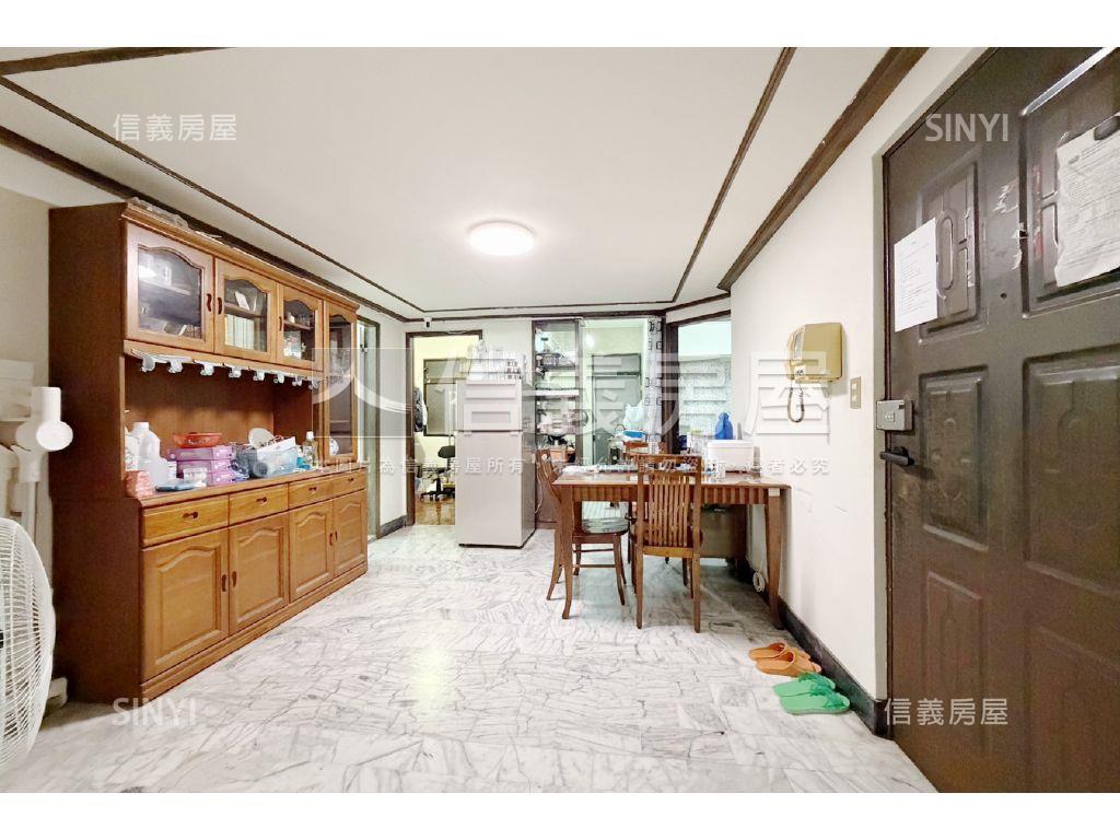 後山埤三陽方正電梯大三房房屋室內格局與周邊環境