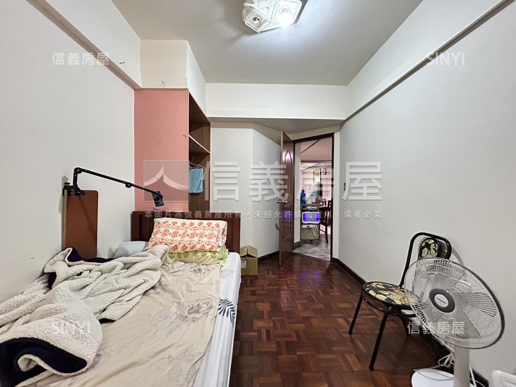 後山埤三陽方正電梯大三房房屋室內格局與周邊環境