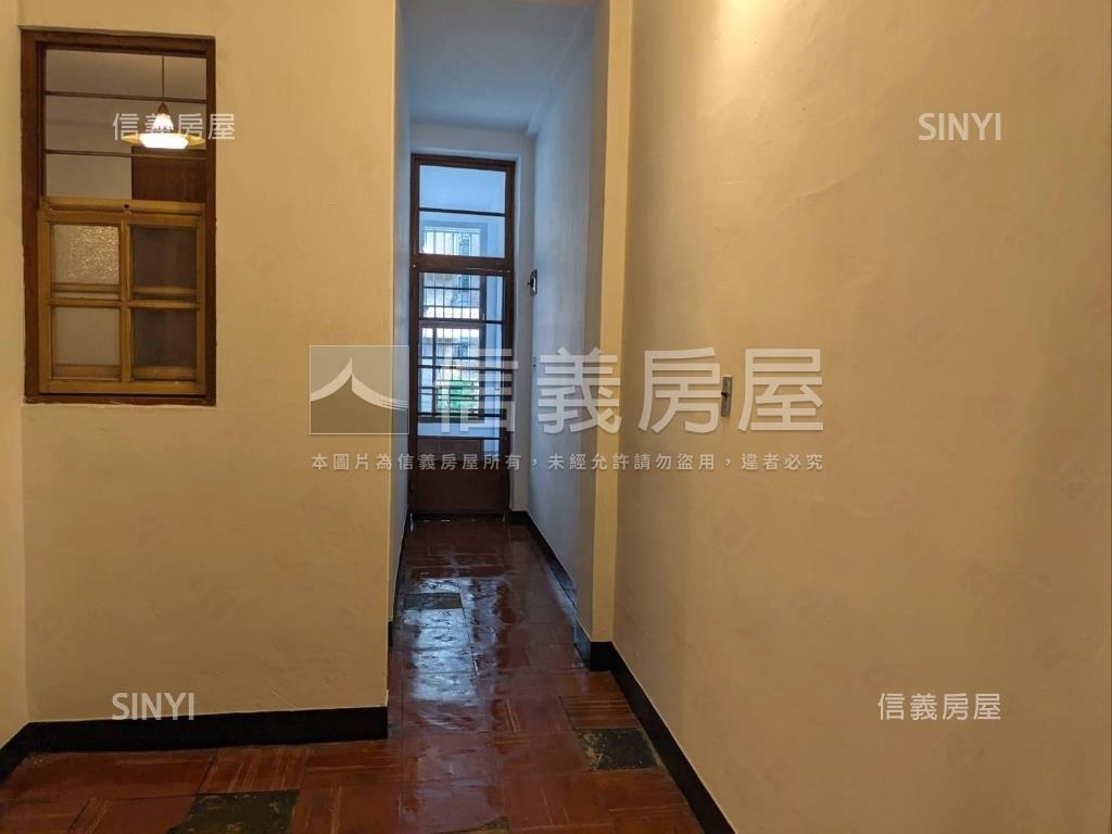 雙十路採光文青風整棟透店房屋室內格局與周邊環境